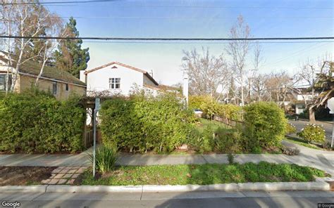 Detached house sells in Palo Alto for $4.7 million