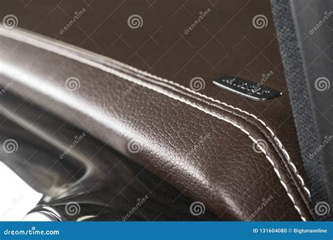 Detailing Your Cockpit Leather Panels and Instruments