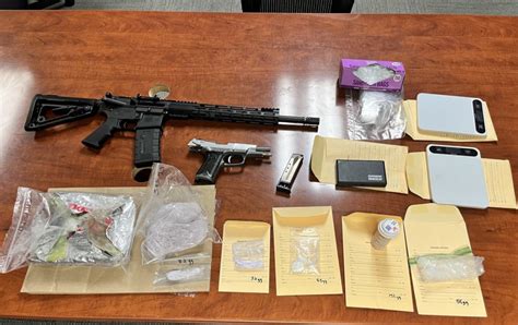 Detectives seize 2 pounds of fentanyl, assault rifle from Camarillo woman, VCSO says