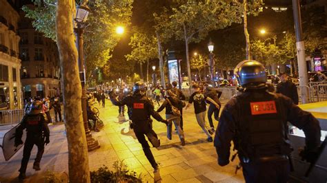 Detienen a 719 manifestantes en quinta noche de protestas en Francia