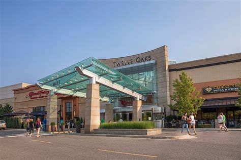 Detroit City Sports - Twelve Oaks Mall Novi MI