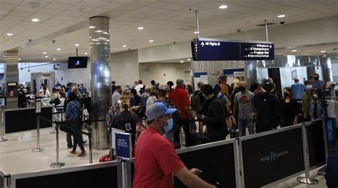 Detroit airport tsa. 10 pm - 11 pm. 36 m. 11 pm - 12 am. 0 m. * Wait times are estimates, subject to change, and may not be indicative of your experience. Check the current security wait times at Detroit Metropolitan Wayne County airport in Detroit, MI. 