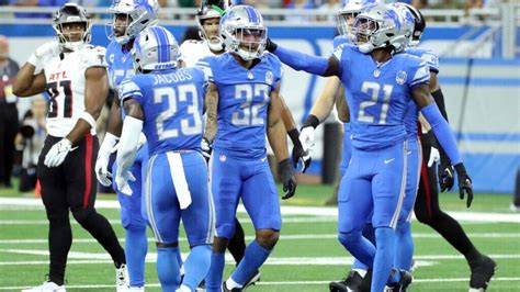 Detroit lions streaming. Detroit Lions vs. Chicago Bears: How to watch NFL online, TV channel, live stream info, start time How to watch Lions vs. Bears football game. By ... The Detroit Lions will be playing at home against the Chicago Bears at 1:00 p.m. ET on Sunday at Ford Field. The two teams each escaped (but just barely!) with wins against their previous ... 