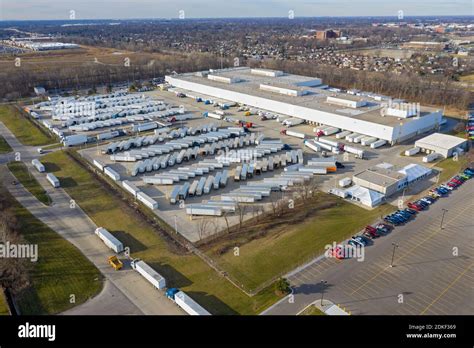 Detroit mi distribution center usps. TheSkyIsData. • 1 yr. ago. I am 100% convinced there's an employee stealing mail there or no one cares and things just get lost. EVERY SINGLE PACKAGE that went through … 