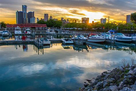 San Leandro, CA is a city that often gets overlooked in favor of its more famous neighbors like San Francisco and Oakland. However, this hidden gem has plenty to offer visitors who.... 