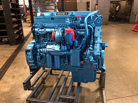 Detroit 14L Engine Specs. Displacement: 858 Cu in. Stroke: 6.3 in (160 mm) Bore: 5.12 in. Horsepower: 500Hp (425hp – 515hp) Compression Ratio: 17.25:1. Torque: 1650. Detroit Diesel 14L Engine uses ECM Electronic Control Modules which ensure the fuel efficiency and DDEC system which helps in controlling the Emissions.. 