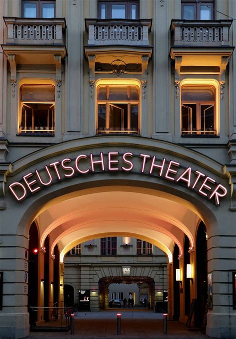 Deutsches theater; bericht über 10 jahre. - Manual for electra glide ultra limited.