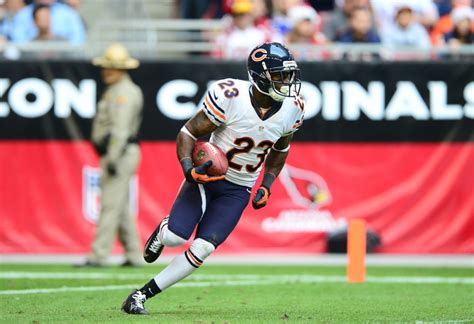 Devin Hester, Julius Peppers headline 15-player finalist for Pro Football Hall of Fame