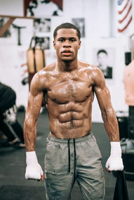 Devin haney height. Apr 21, 2024 · Devin Haney is a former lightweight undisputed champion and the current WBC junior welterweight champion. He has 31 victories and no defeats, but his height is not mentioned in this web page. 