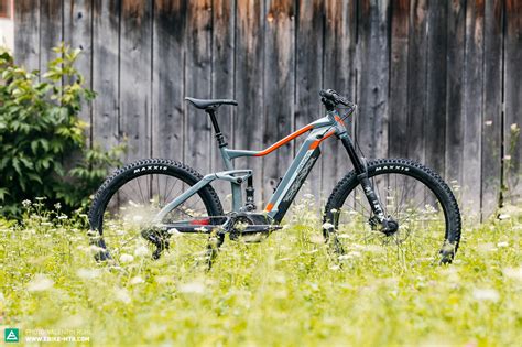 Devinci Dc Nx Gx Review Made In Canada E Mountainbike Magazine