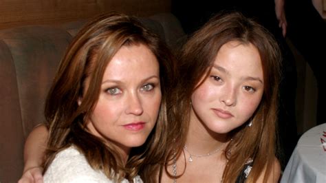 Devon aoki parents