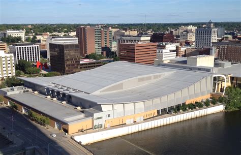 Devos place michigan. Jan 26, 2024 · The annual event, now in its 16th year, kicks off from 11 a.m. to 4 p.m. on Saturday, Jan. 27 at DeVos Place in downtown Grand Rapids with over 100 top-quality wedding vendors and a stunning ... 
