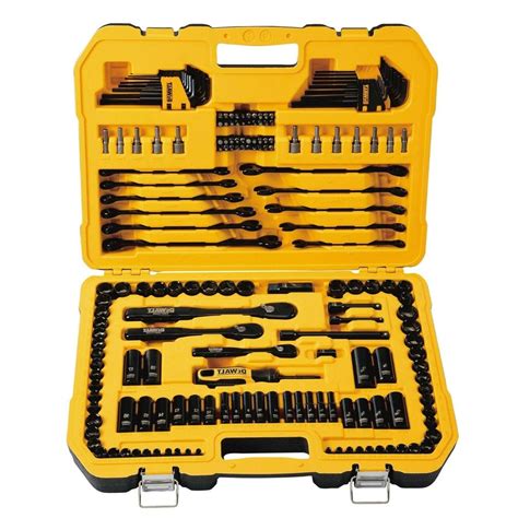 Dewalt Dwmt45184 Black Chrome 184-piece Mechanics Tool Set