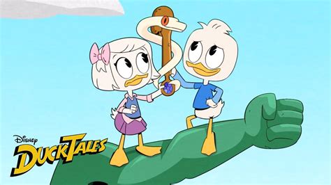 Dewey and Webby Team Up! DuckTales Disney XD - YouTube