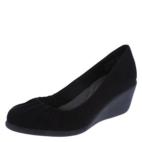 Oct 25, 2020 - Shop Women's dexflex comfort Red Size 11 Heels