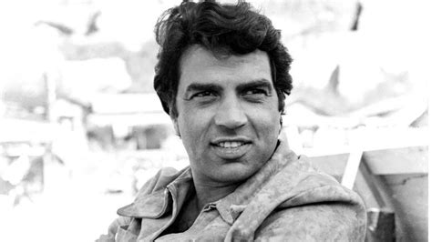 Dharmendra, Bollywood Legend & 'He-Man,' Dies at 89: A Tribute (2025)