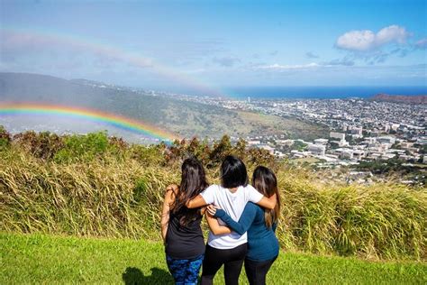 Diamond Head Hiking Narrated Tour - orbitz.com