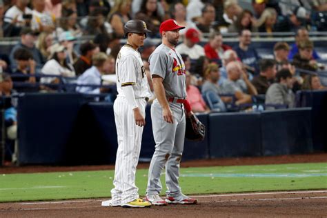 Diamond Sports out, MLB in for Padres streams; Could Cardinals follow?