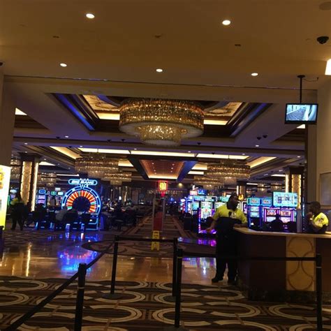 Diamond club horseshoe casino