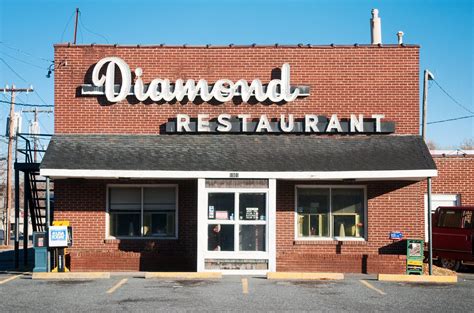 Diamond restaurant. Welcome to Diamonds. Come and enjoy truly authentic Italian Cuisine and old time Diamond's favorites. Diamond's serves only the finest cuts of Steaks, Cho... 
