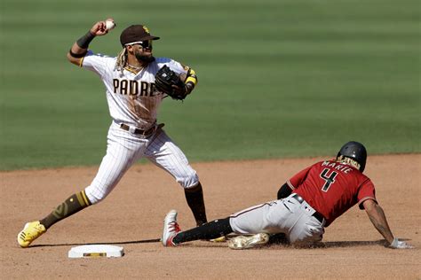 Diamondbacks play the Padres in first of 4-game series