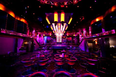 Diamonds strip club. Welcome to the World Famous King of Diamonds, founded in 2007 in Miami, FL, and now located in Atlanta, Ga. The largest urban adult playground in the world! 