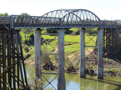 Dickabram Bridge Environment, land and water