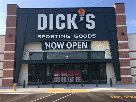 Dickpercent27s sporting goods close to me. 95 reviews of DICK'S Sporting Goods "Very nice store. Friendly staff. Spacious. Diverse selection of sporting goods. I found many items for active sportsmen and young athletes that can't be found at the bargain basement, entry level stores.If you want to save a buck, go to Wal-Mart, Big 5 or Dollar Tree." 