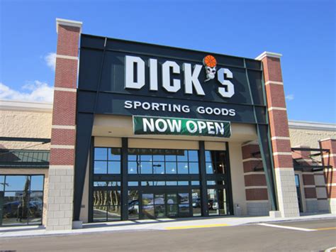 Dick's Sporting Goods is an authentic full-line sporting goods retailer offering a broad assortment of brand name sporting goods equipment, apparel, and footwear in a specialty store environment. STORE HOURS Monday to Saturday 9AM - 9PM Sunday 10AM - 7PM BEST ENTRANCE Dick's lot LOCATION IN MALL Right behind J. Crew and Banana Republic TRAVEL HERE 