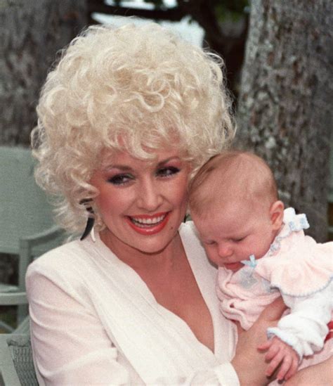 Did dolly parton have a baby at 9 years old. Things To Know About Did dolly parton have a baby at 9 years old. 