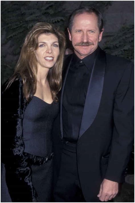 Teresa Earnhardt received and accepted warmly an award for her late husband Dale Earnhardt for the most known driver. In the year 2003, she was the Winston Cup car owner of the NASCAR. Before her husband’s death, they kept winning the Craftsman Truck Series and Busch Series.. 