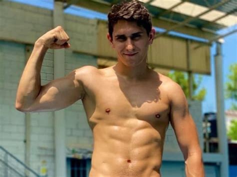 08/10/2012. José Diego Balleza Isaias (born 27 November 1994 in Monterrey) is a diver who competes internationally for Mexico. His last victories are the mixed synchronized diving 10m platform during the Fina Diving Grand Prix in Singapore 2019 and the men's 10m platform - semi-final - heat a during the Fina Diving Grand Prix in Kuala Lumpur 2019.. 
