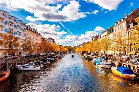 Different kinds of copenhagen. Copenhagen is geared for different types of cycles that can use over 350 km of safe cycle tracks in and around the city - that can lead you out to the wide coastal areas of Copenhagen. Cultural Ve nues & Events 