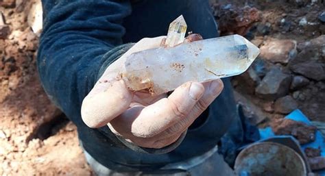 Digging For Crystals In Arkansas This Winter