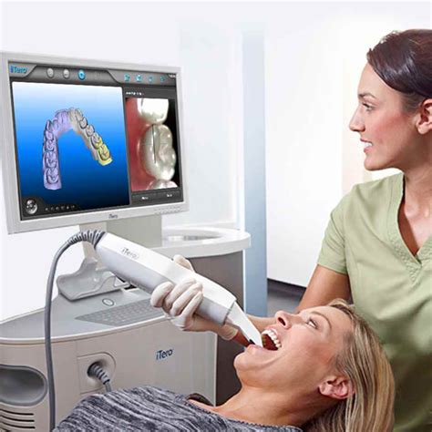 Digital scan. VivaScan comes with scan tips in two different sizes. This allows you to decide, which tip is the most suitable for the given patient, so that their scanning appointment will be as comfortable as possible. The digital images allow you to communicate more clearly and effectively with your patients about their upcoming treatment. 