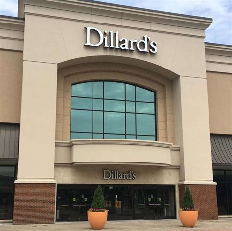 Dillard's cedar hill tx. Discover your favorite brands of apparel, shoes and accessories for women, men and children at the Cedar Hill, TX JCPenney Department Store. 