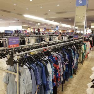 This is a review for department stores in Las Vegas, NV: "Wasn't a planned visit. I normally don't shop at Dillards as much as other comps but the service in the shoe department was amazing. I will update this when I get the Saleperson name but she was a older Spanish lady with black hair.. she was soooo sweet and helpful.. 