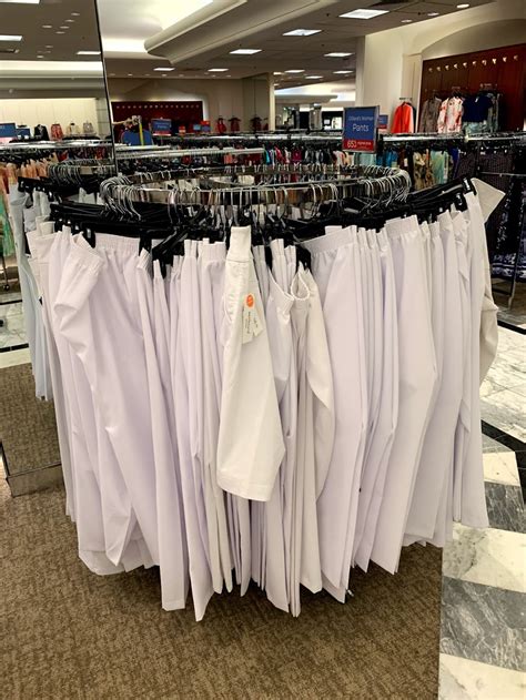 Dillards clearance irving texas. If it weren't for Macy's and Dillard's, the mall would get 1 star since a zero star is not an option. The negatives: most of the stores are closed. You can almost see the tumbleweeds blowing around the mall. Quiet and creepy. The area is … 