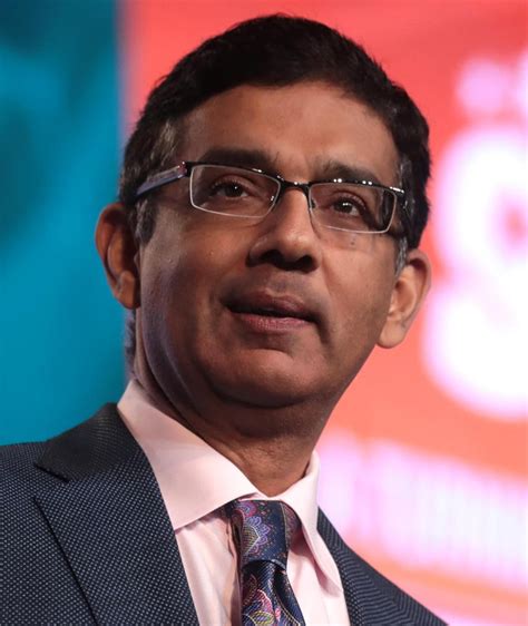 Dinesh desouza. Dinesh D’Souza is an Indian American political commentator, author, and filmmaker. He was president of The King’s College from 2010 to 2012, which is a Christian school located in New York City. He is best known for Hillary’s America (2016), America: Imagine the World Without Her (2014), and 2016- Obama’s America.. In addition, he is the author of … 