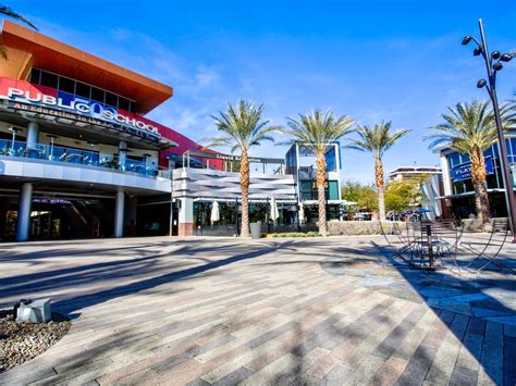 Dining arroyo downtown summerlin. September 29, 2023 - 1:51 pm. Now, in its 27th year, the popular Summerlin Festival of Arts returns to Downtown Summerlin Oct. 13-15, expanding from two to three days for the first time with new ... 
