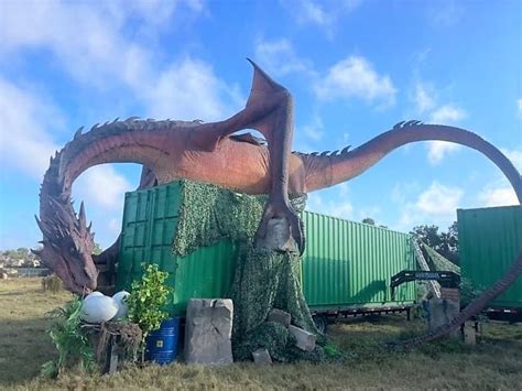 Dec 8, 2022 · More than 100 life-sized dinosaurs and dragons are on display in New Port Richey. https://www.fox13news.com/news/life-sized-dinosaurs-and-dragons-display-in-... . 