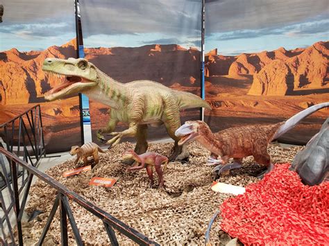 Dinosaur quest. Dec 8, 2023 · Families can walk among the nation’s biggest herd of photorealistic dinosaurs when Jurassic Quest® opens in its hometown of Houston at NRG Center for a limited … 