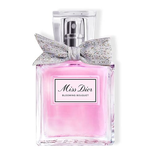 Les dernières créations de parfum femme et parfum homme de Dior. JOY de Dior, J'adore, Miss Dior et Poison. Sauvage, Dior Homme, Eau Sauvage et Fahrenheit. . 