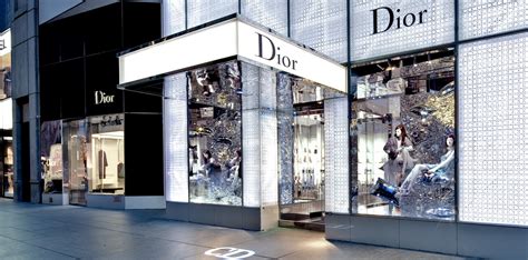 Dior usa. Dior (Christian Dior Couture and Parfums Christian Dior) is committed to respect the privacy of each and every of our client. Your personal data collected through this page is for the chosen and relevant Dior entity (Christian Dior Couture and/or Parfums Christian Dior) to send communications about Dior offers, news and events for the management of its … 