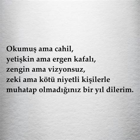 DipNot Her şey anlamını yitirmiş gibi. İçimde kocaman..