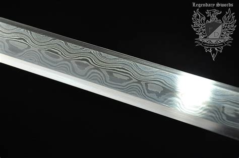 Direct Octagonal Profile Pattern Welded Calabash Sword