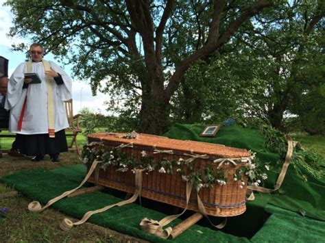 Direct funeral services.  While traditional funerals often involve lengthy wakes, ceremoni...