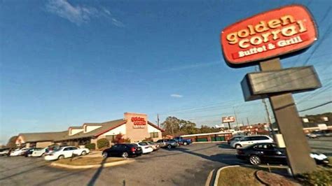 Directions to closest golden corral. Breakfast Buffet Menu. Rise and shine with our legendary breakfast buffet, featuring cooked-to-order eggs, omelets, bacon, sausage, buttermilk pancakes, crispy waffles, melt-in-your-mouth cinnamon rolls and more! 