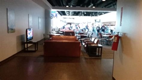 The Club Level at NRG Stadium provides one of the best experiences for Texans games, the Houston Rodeo and other events. All Club Seats are located on the 300 Level in a sideline or corner location. Guests will have exclusive access to the Verizon Level Lounge. This premium space has its own private entrance and is accessible directly from each .... 