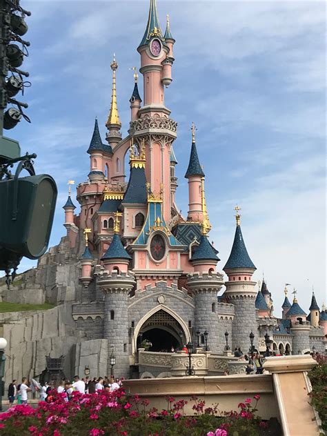 The area is part of a $2.4 billion expansion to Disneyland Paris announced in 2018, with new developments to roll out gradually starting in 2021. Frozen Land in Paris is projected to open in 2023..